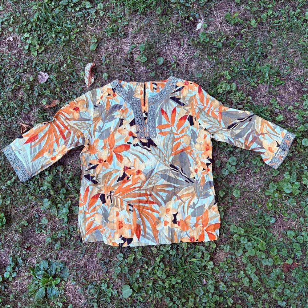 Boho Tropical Floral Crochet Trim Top Womens Petite 10P‎ Resortwear